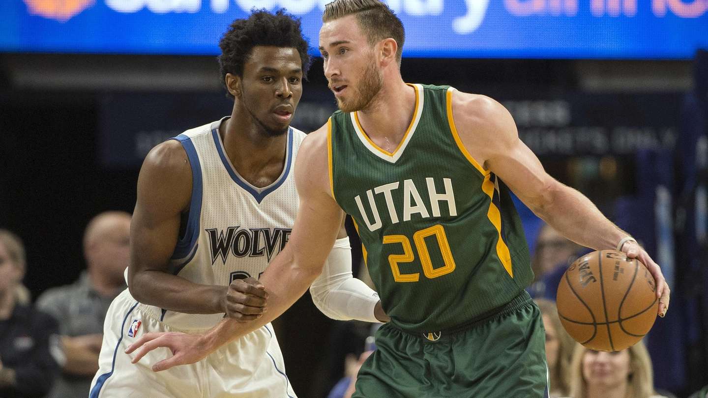 更是向全世 更是向全世