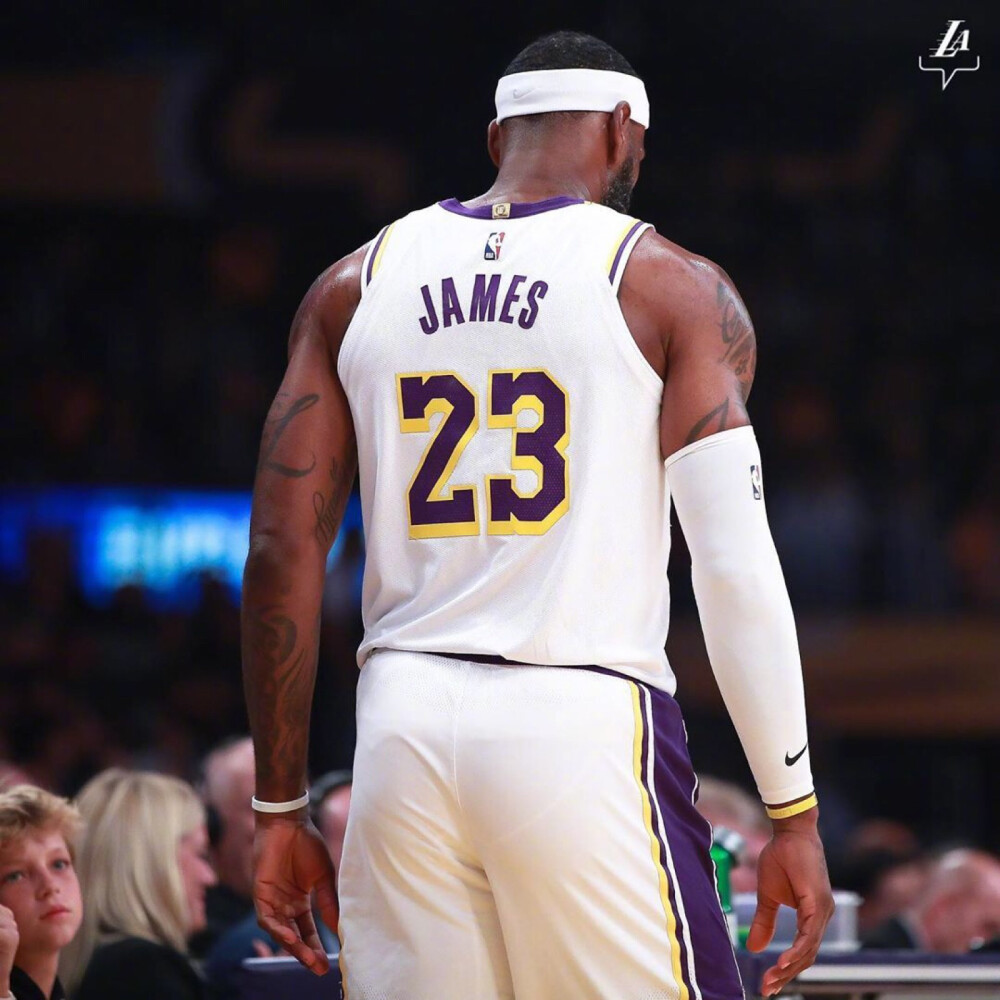 把比赛引向 把比赛引向